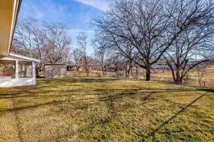 2404 Skyline Dr, Sansom Park, TX 76114 - Photo 27