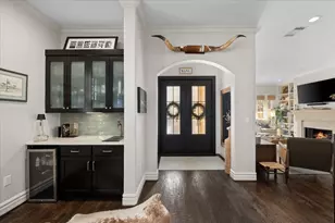 2728 Miro Ct, Fort Worth, TX 76107 - Photo 9