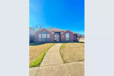 801 Parker Drive, Mesquite, TX 75181 - Photo 1