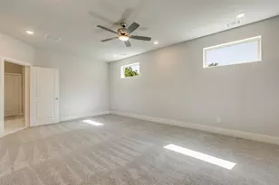 8108 Hastings Dr, Dallas, TX 75231 - Photo 9