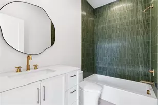 439 W 9th St, Dallas, TX 75208 - Photo 5