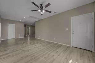 959 E Broadway Ave, Fort Worth, TX 76104 - Photo 19