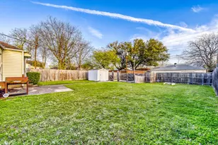 5833 E Mockingbird Ln, Dallas, TX 75206 - Photo 23