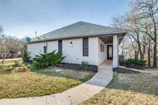 318 Dogie Trail, Oak Point, TX 75068 - Photo 3