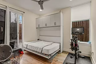 304 Mathey Ct, Dallas, TX 75208 - Photo 19