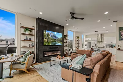 304 Mathey Court, Dallas, TX 75208 - Photo 3