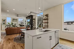 304 Mathey Ct, Dallas, TX 75208 - Photo 11