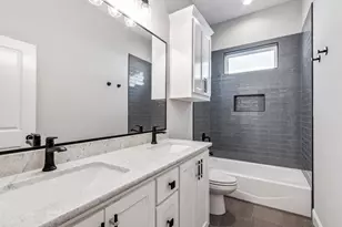12022 Kenai Cir, Woodway, TX 76712 - Photo 23