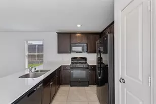 8408 Holw Bnd St, Fort Worth, TX 76123 - Photo 9