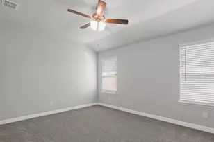 10376 Sarasota St, Grand Prairie, TX 76065 - Photo 17