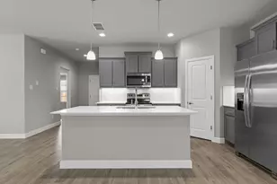 10376 Sarasota St, Grand Prairie, TX 76065 - Photo 3