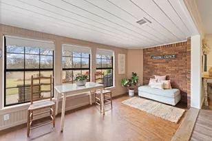 1105 S Walnut St, Cleburne, TX 76033 - Photo 19