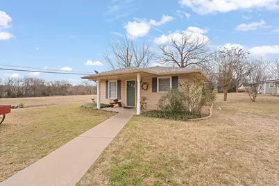 1105 S Walnut Street, Cleburne, TX 76033 - Photo 35