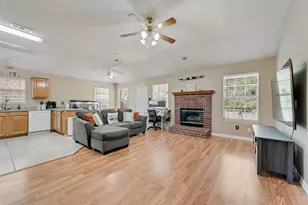 717 Mill Branch Dr, Garland, TX 75040 - Photo 9