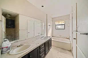 102 Marvin Gardens, Waxahachie, TX 75165 - Photo 15