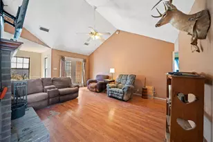 102 Marvin Gardens, Waxahachie, TX 75165 - Photo 9