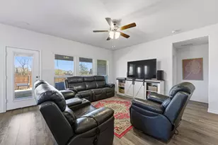 830 Creekview Ln, Lavon, TX 75166 - Photo 7