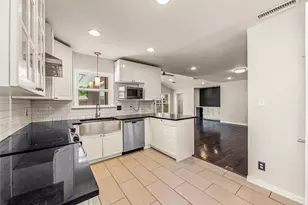 3625 Norcross Ln, Dallas, TX 75229 - Photo 9