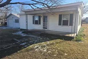 815 Prescott St, Dublin, TX 76446 - Photo 1