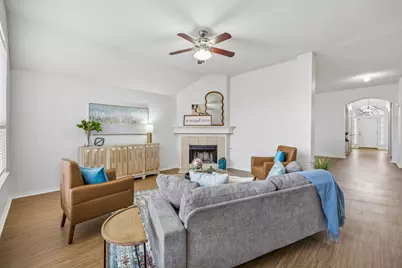 5517 Lawnsberry Drive, Fort Worth, TX 76137 - Photo 3