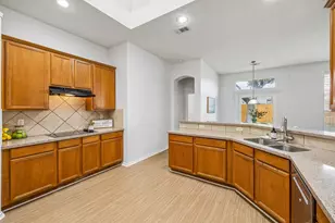 5517 Lawnsberry Dr, Fort Worth, TX 76137 - Photo 9