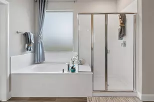 10385 Sunset Shr Dr, Grand Prairie, TX 76065 - Photo 21