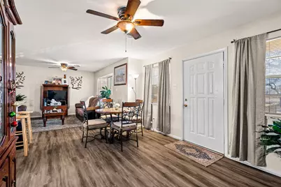 1809 Beverly Street, Irving, TX 75061 - Photo 11