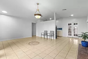 9957 Cedar Mountain Cir, Dallas, TX 75217 - Photo 5