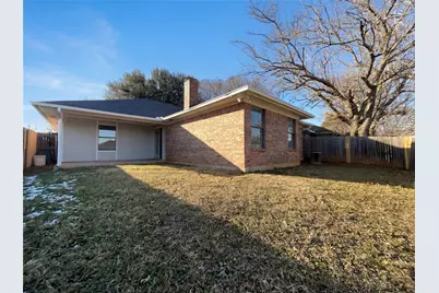 709 Sandy Trail, Fort Worth, TX 76120 - Photo 5