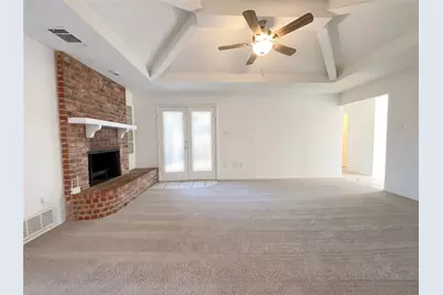 709 Sandy Trail, Fort Worth, TX 76120 - Photo 7