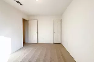 709 Sandy Trail, Fort Worth, TX 76120 - Photo 13