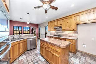 131 Co Rd 4680, Boyd, TX 76023 - Photo 9