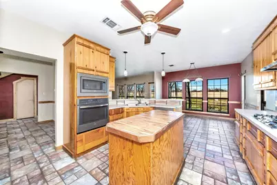 131 County Road 4680, Boyd, TX 76023 - Photo 7