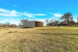 131 Co Rd 4680, Boyd, TX 76023 - Photo 37
