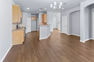 1825 Brookview Dr, Carrollton, TX 75007 - Photo 5