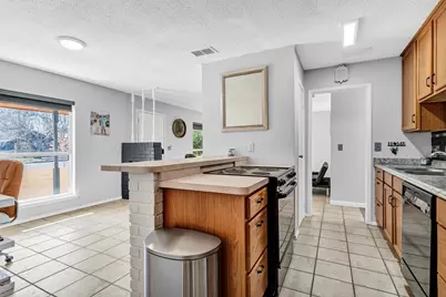 119 Kessler Drive, Granbury, TX 76048 - Photo 9