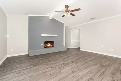 1724 Saint James Drive, Carrollton, TX 75007 - Photo 3