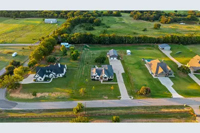 7360 Shady Oak Drive, Aubrey, TX 76227 - Photo 37