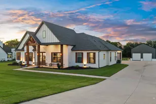 7360 Shady Oak Dr, Aubrey, TX 76227 - Photo 3