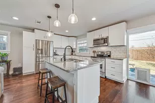 181 Pine Dr, Lewisville, TX 75057 - Photo 7