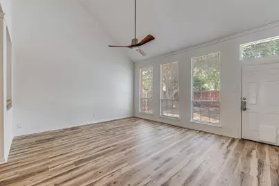 2440 Harbour Drive, Grand Prairie, TX 75054 - Photo 19