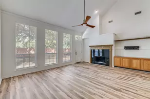 2440 Harbour Dr, Grand Prairie, TX 75054 - Photo 17