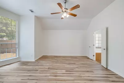 2440 Harbour Drive, Grand Prairie, TX 75054 - Photo 23