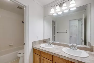 2440 Harbour Drive, Grand Prairie, TX 75054 - Photo 29