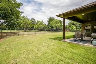 13704 Southern Oaks Dr, Fort Worth, TX 76028 - Photo 31