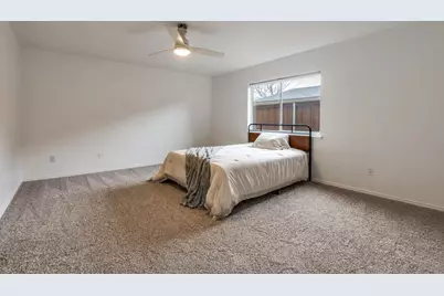 5220 Bartlett Drive, The Colony, TX 75056 - Photo 21