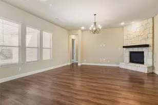 3601 Honey Suckle Ln, Little Elm, TX 75068 - Photo 5