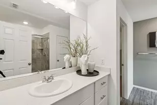 16012 Isles Dr, Fort Worth, TX 76052 - Photo 11