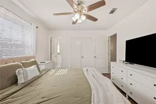 2210 Clover Park Dr, Arlington, TX 76013 - Photo 15