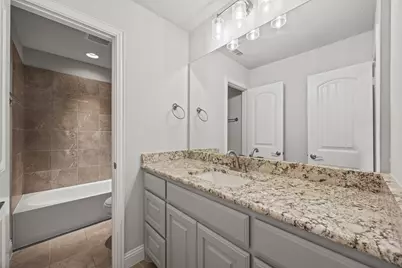 8402 Watersway Drive, Rowlett, TX 75088 - Photo 17